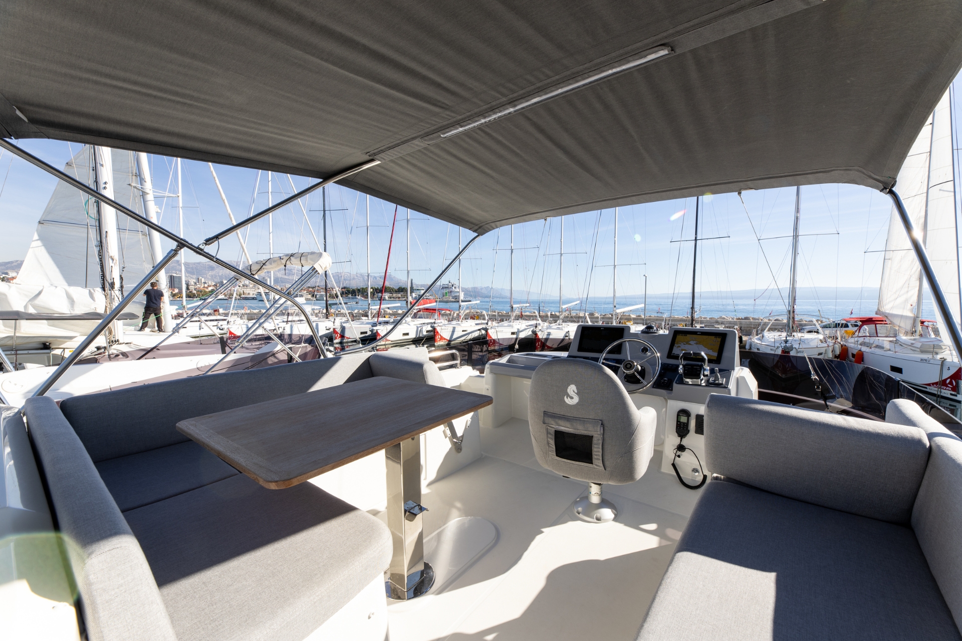 Swift Trawler 41 — photo 24