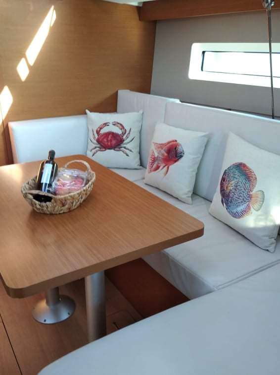 Sun Odyssey 440 — photo 14