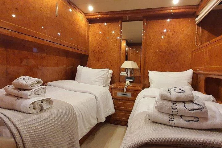 Mangusta 72 (Yaloou Dream)  - 8