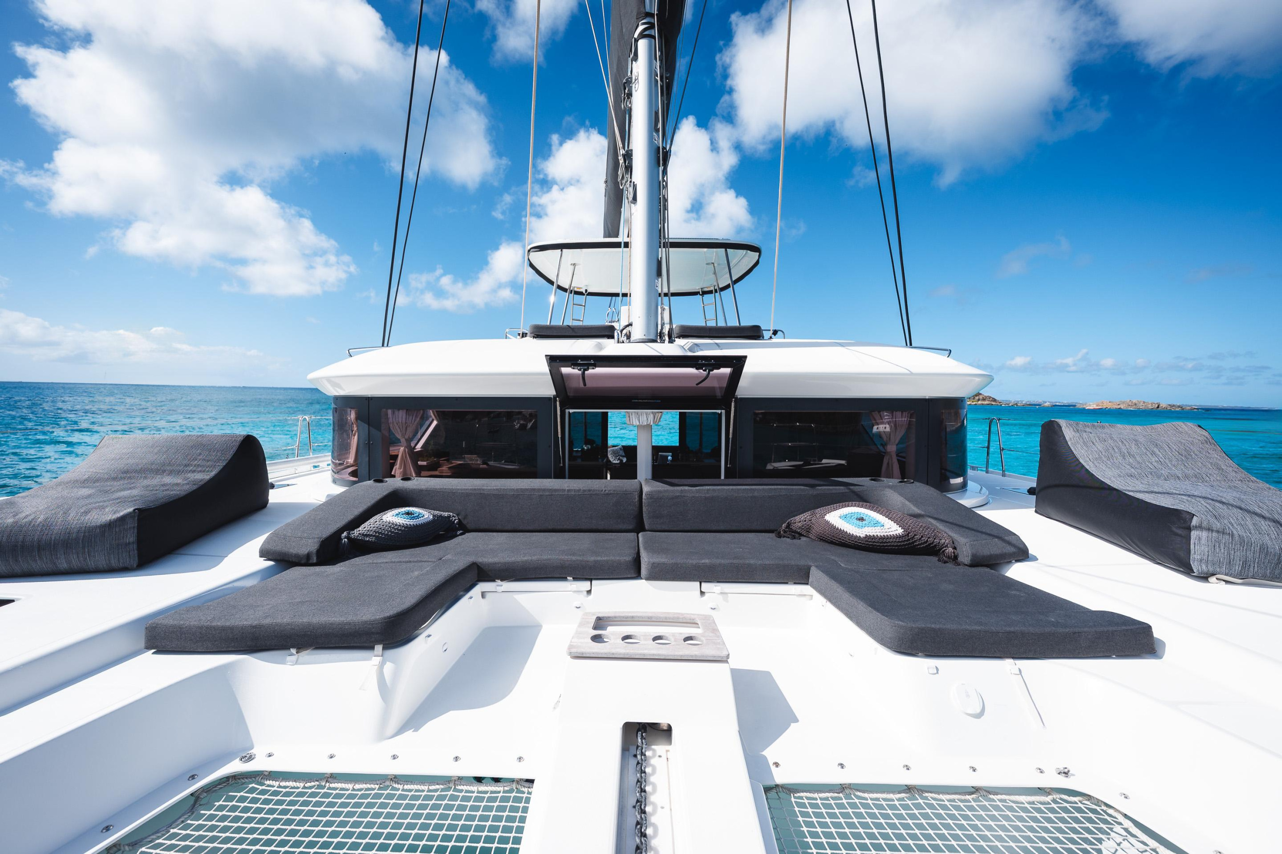 Lagoon 51 — photo 16