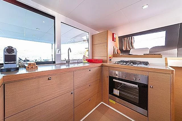 Dufour 48 Catamaran (BRO)  - 32