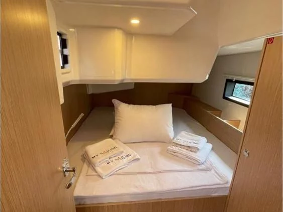 Bavaria C42 (Donuha)  - 2