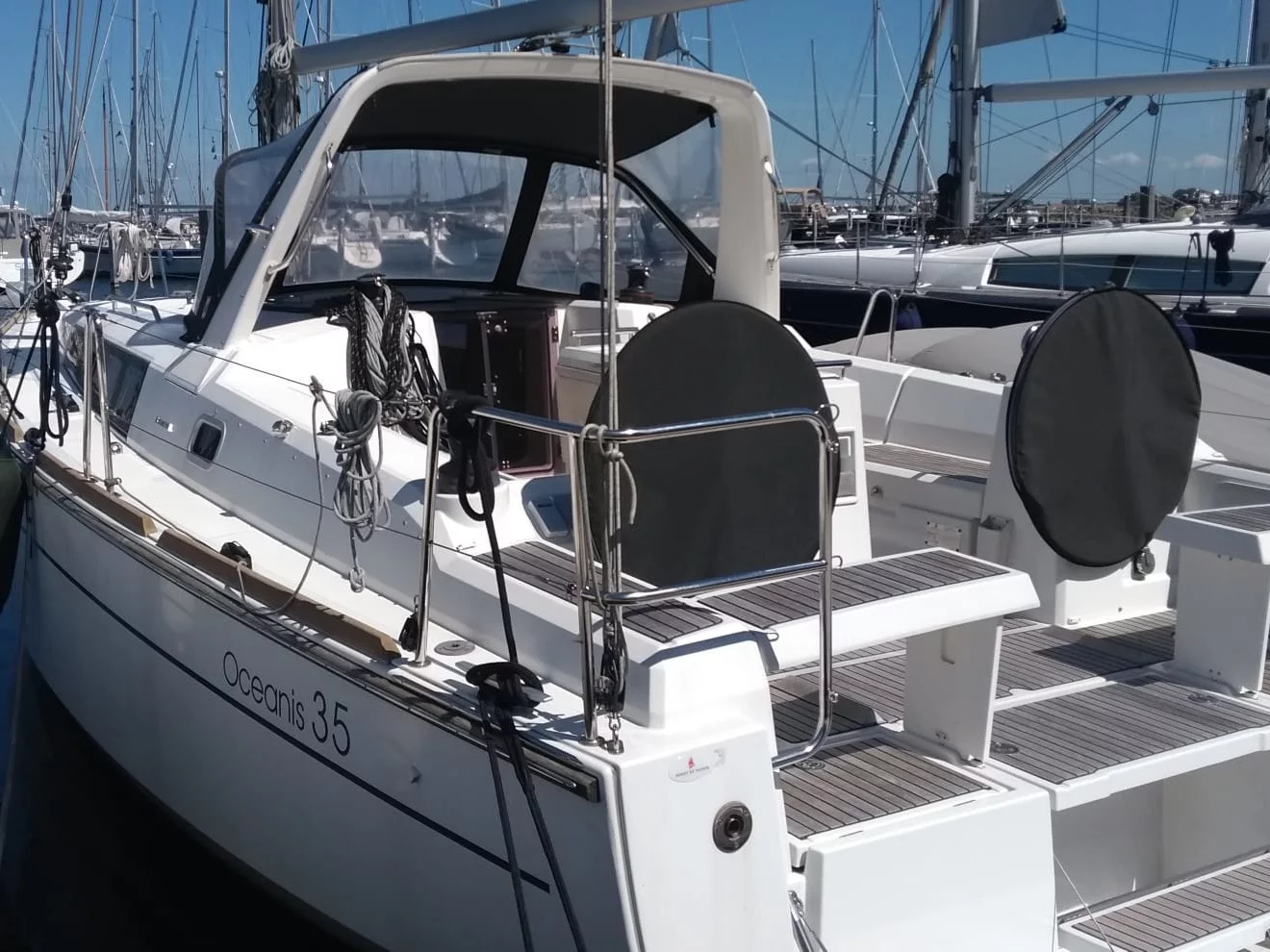 Oceanis 35 (Zomer) Main image - 0