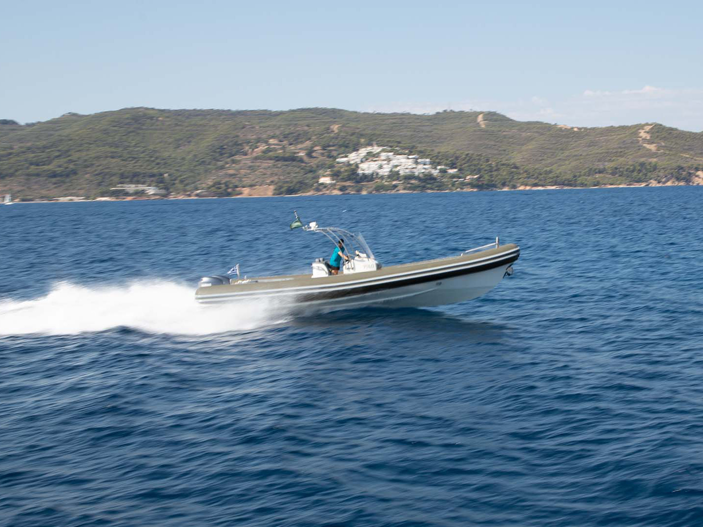 Photo #9 - Seawater Smeralda 320 (YOLO) in Porto Heli - 18023
