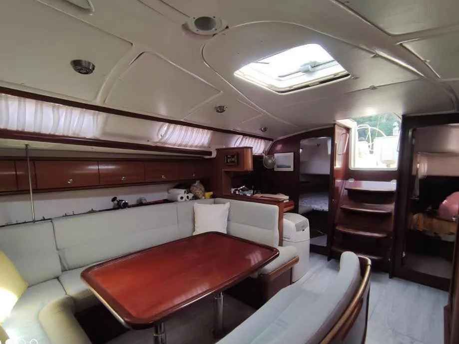 Bavaria 44 (Velero) Interior image - 14