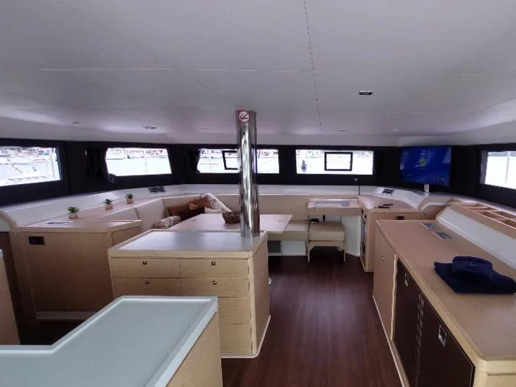 Dufour Catamaran 48 (Dream) Interior image - 2