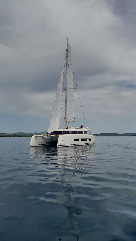 Dufour Catamaran 48 (Dream)  - 14