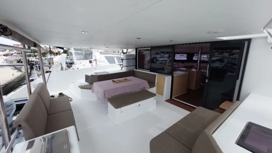 Dufour Catamaran 48 (Dream)  - 17