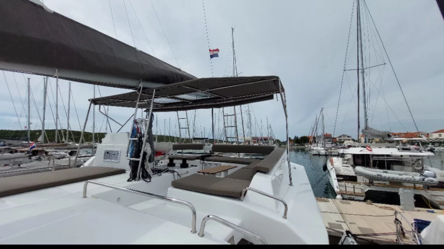 Dufour Catamaran 48 (Dream)  - 9