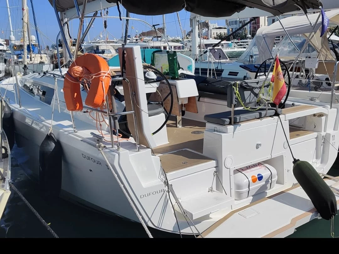 DUFOUR 37 NEW 2023 (SIRIUS)  - 1