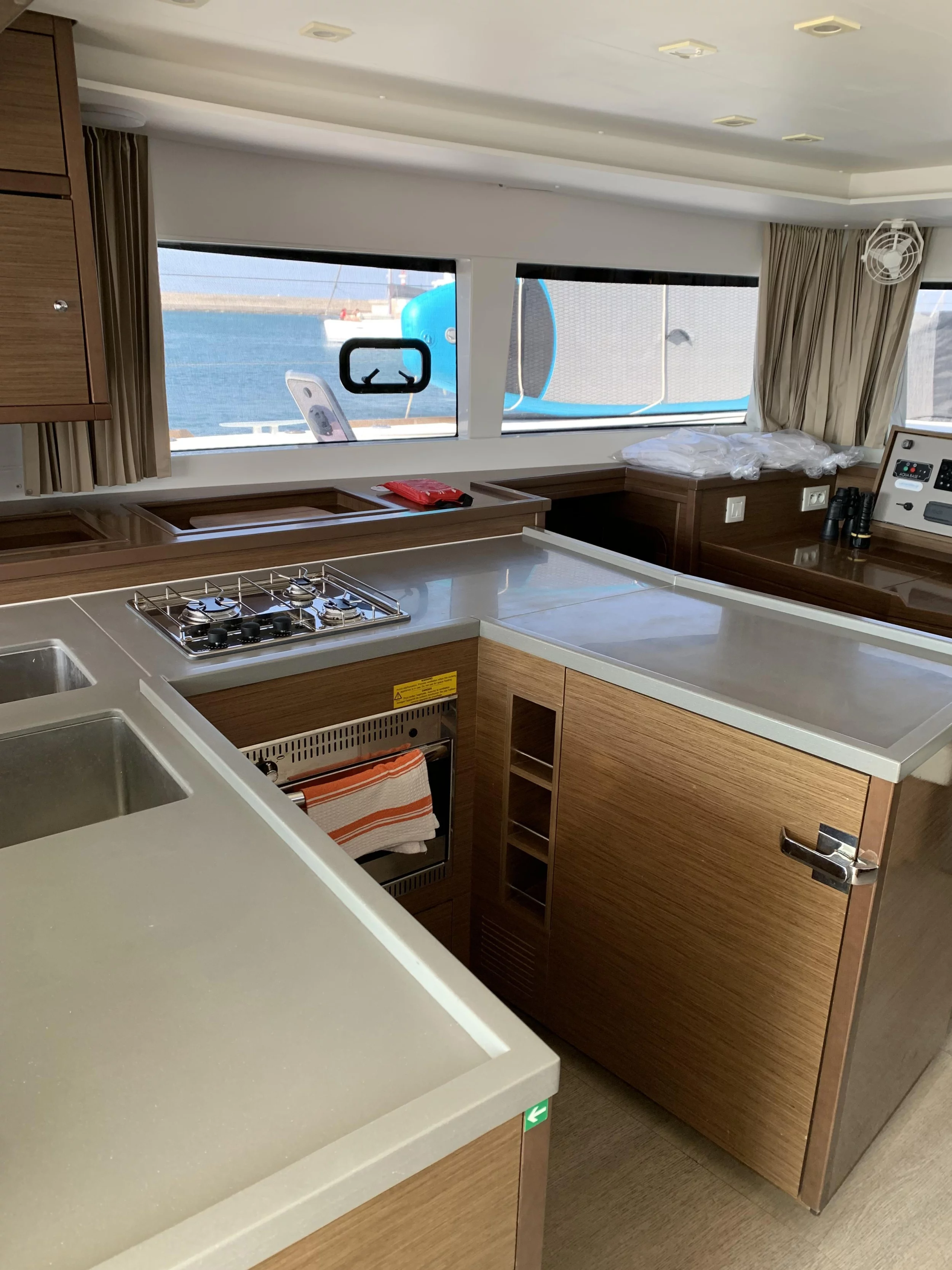 Lagoon 450 Fly (Genarator, , , Inverter) (ALKISTIS)  - 3