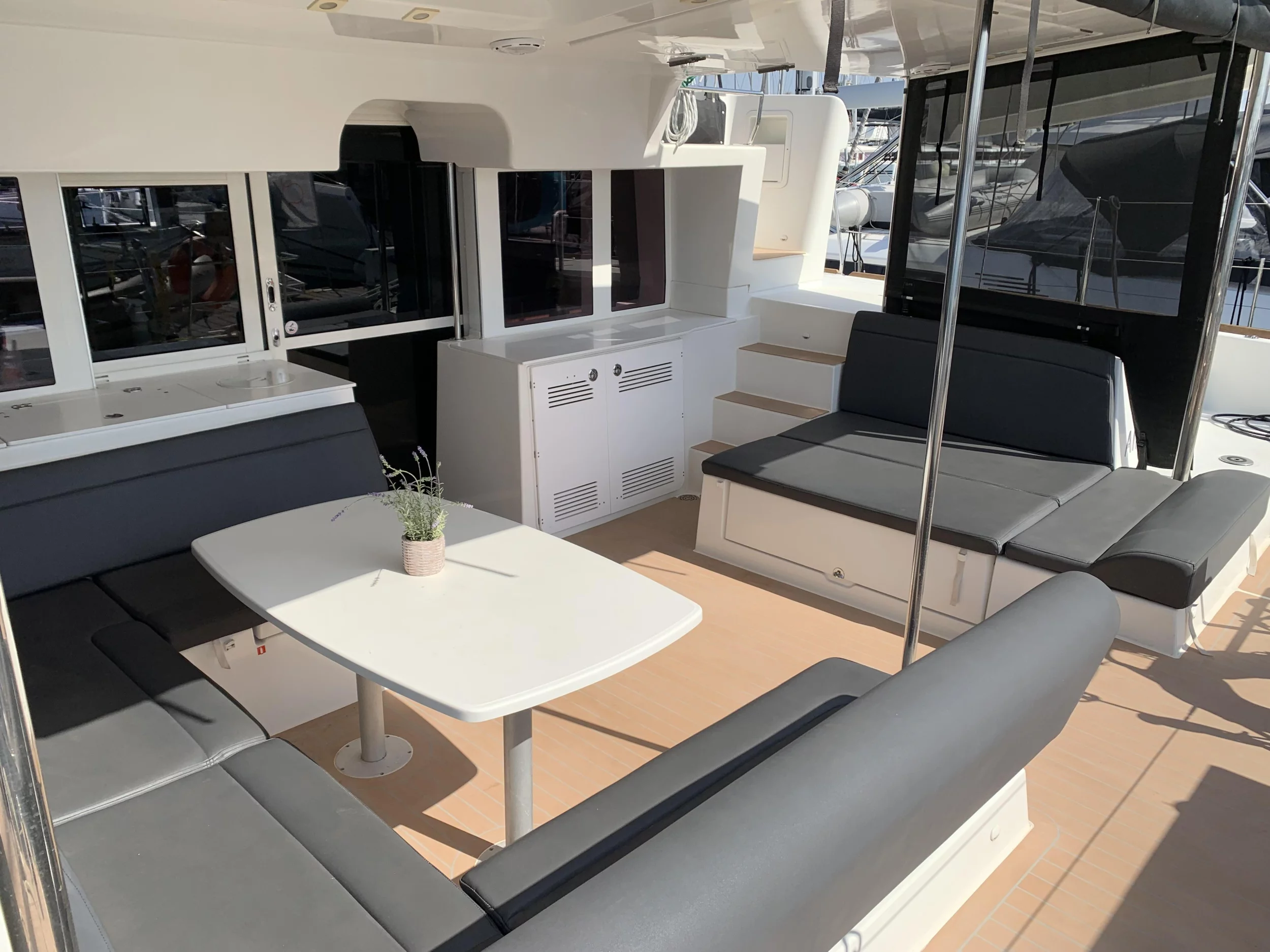 Lagoon 450 Fly (Genarator, , , Inverter) (ALKISTIS)  - 15
