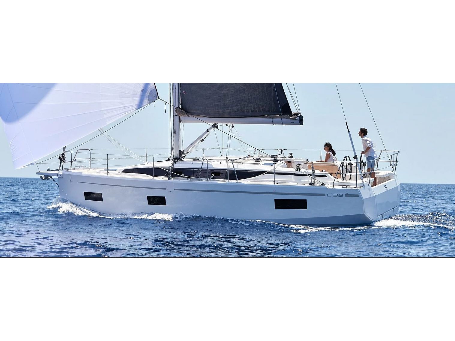 Bavaria C38 — photo 1