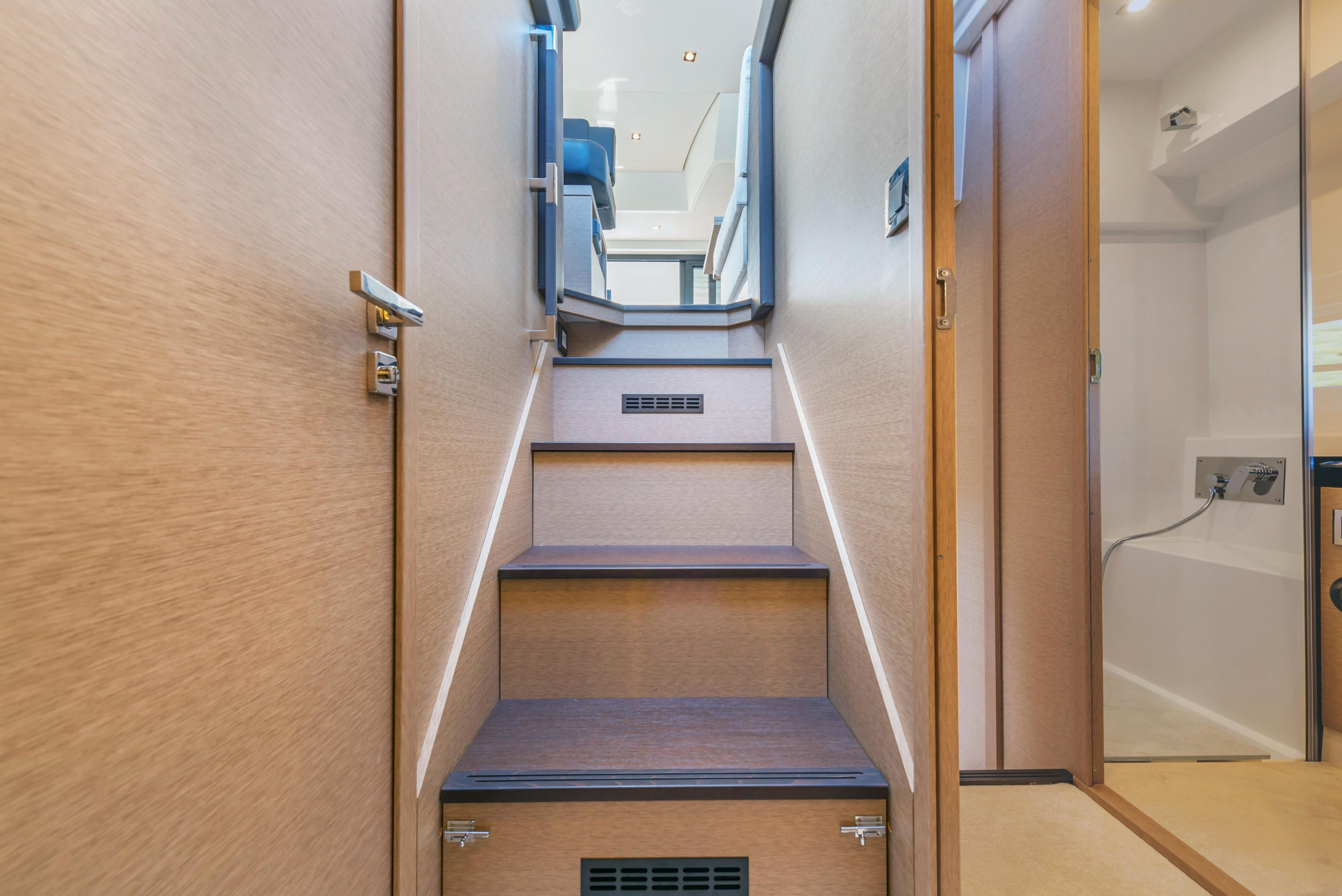 Photo #11 - PRESTIGE 460 FLY (ALuMa D.B.) in Castellammare - 64084