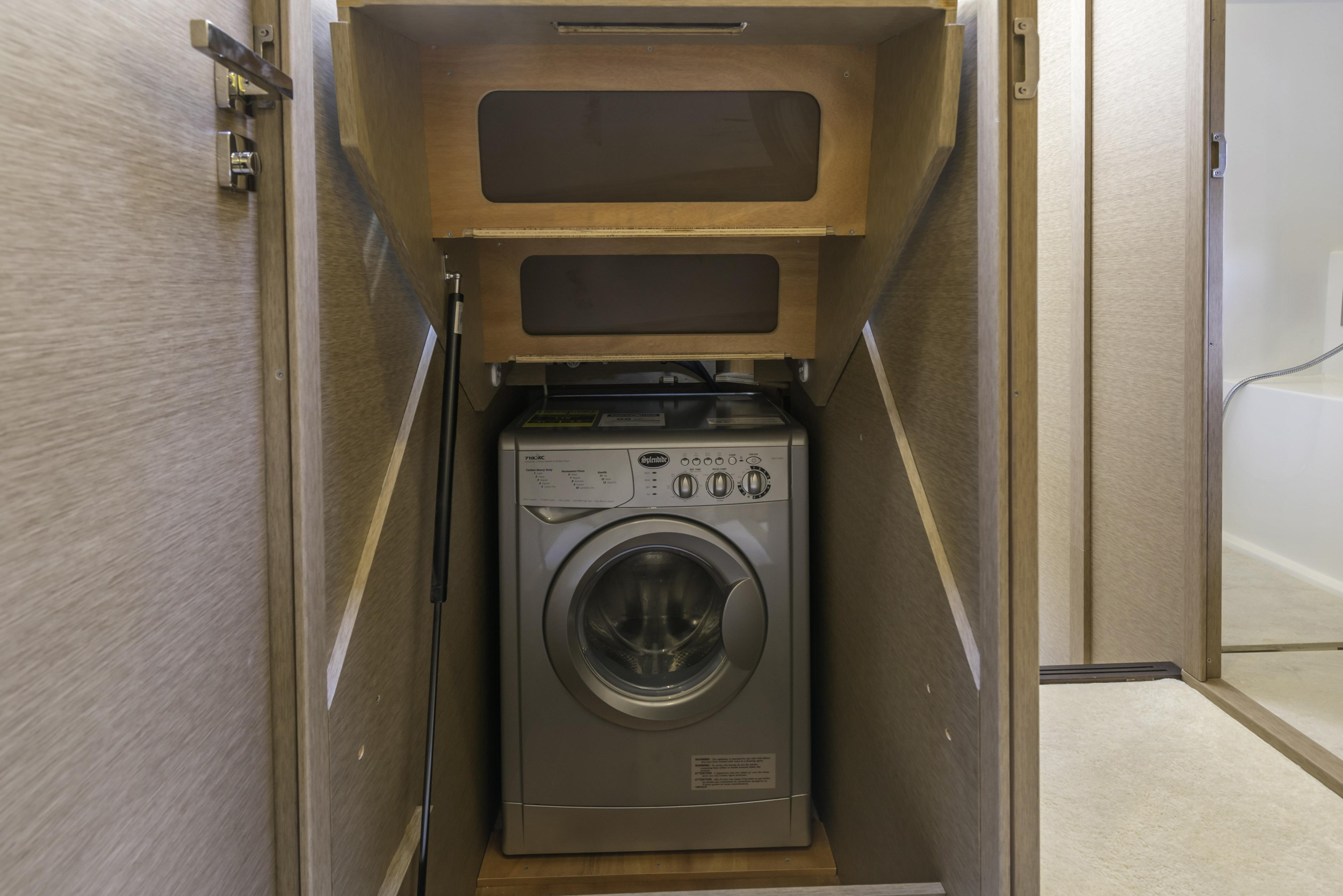 Photo #16 - PRESTIGE 460 FLY (ALuMa D.B.) in Castellammare - 64084