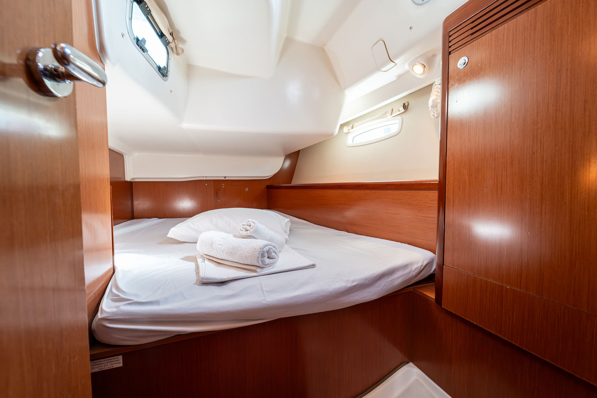 Beneteau Oceanis 43 — photo 5