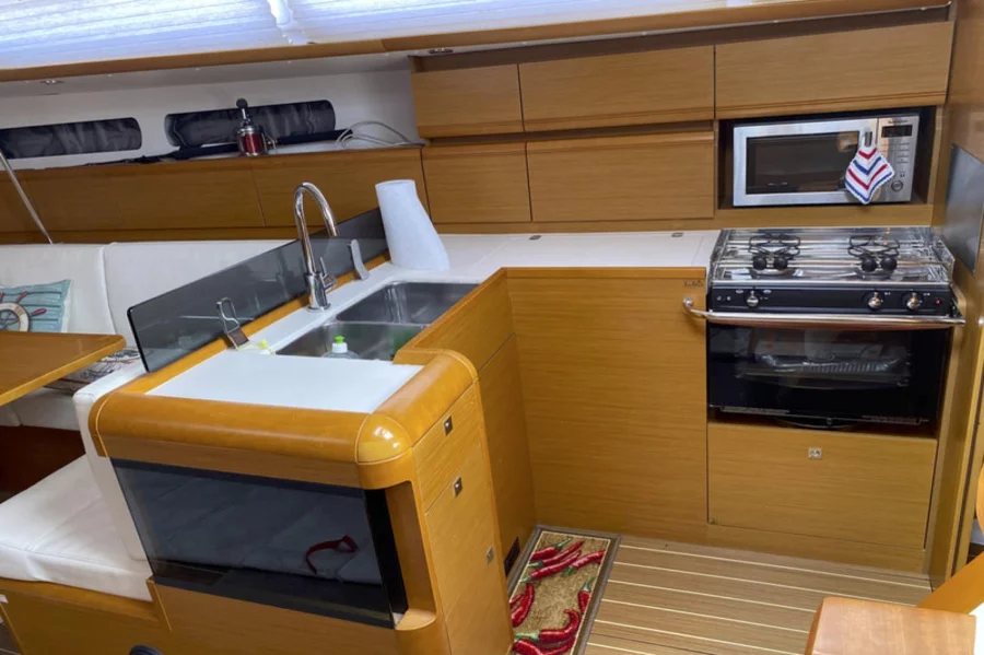 Sun Odyssey 439 Performance (Moonlight)  - 6