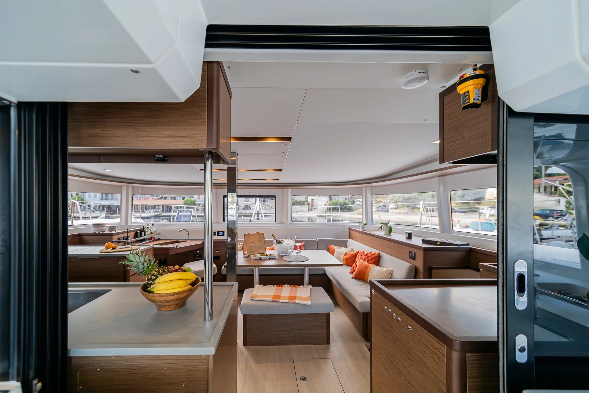 Lagoon 46 (Owner's version) (LINO)  - 22