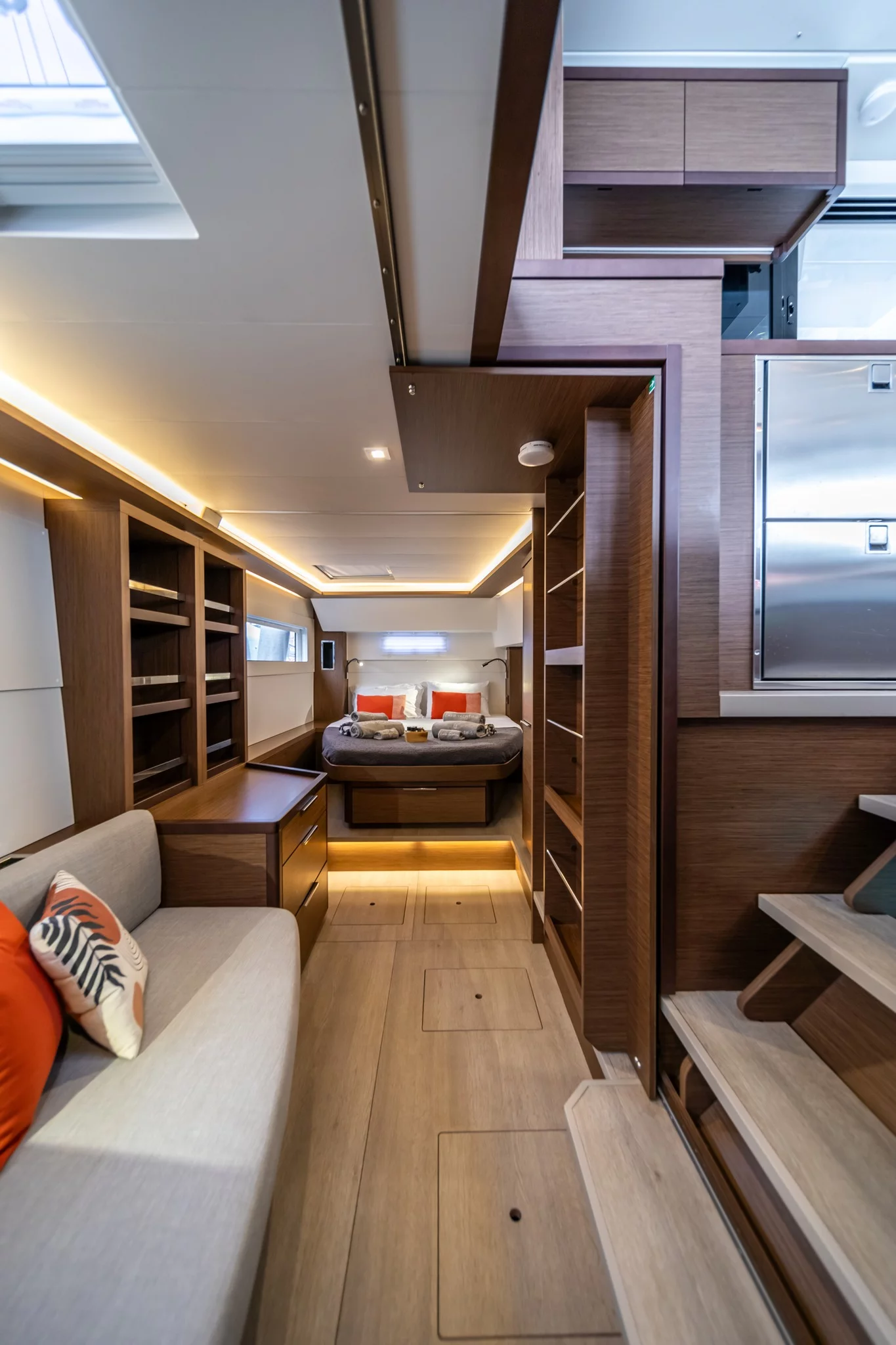 Lagoon 46 (Owner's version) (LINO)  - 15