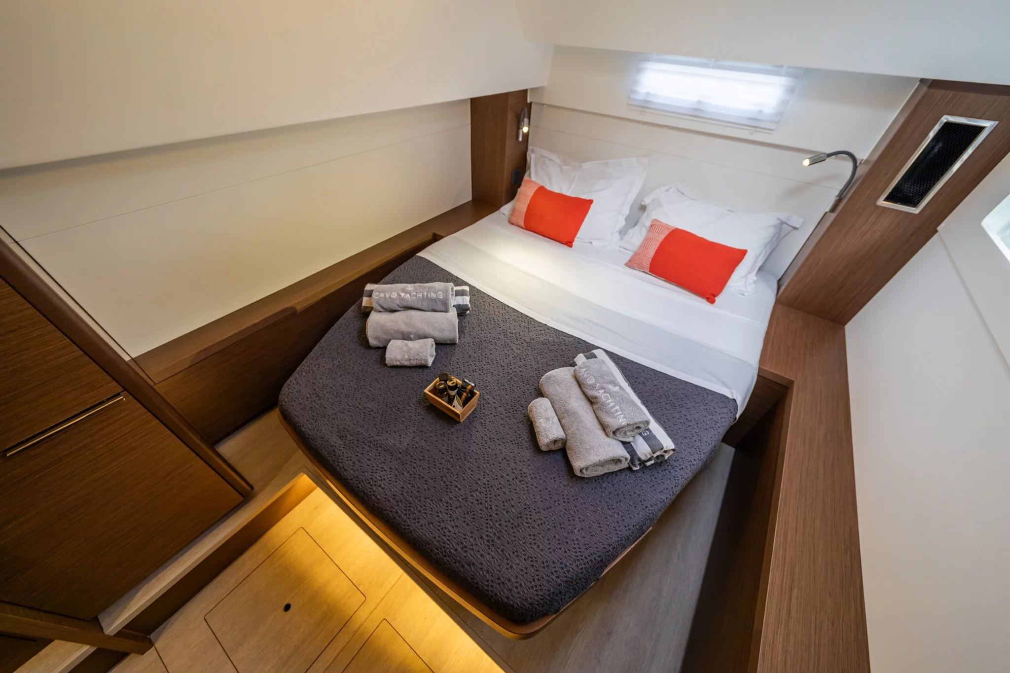 Lagoon 46 (Owner's version) (LINO)  - 36