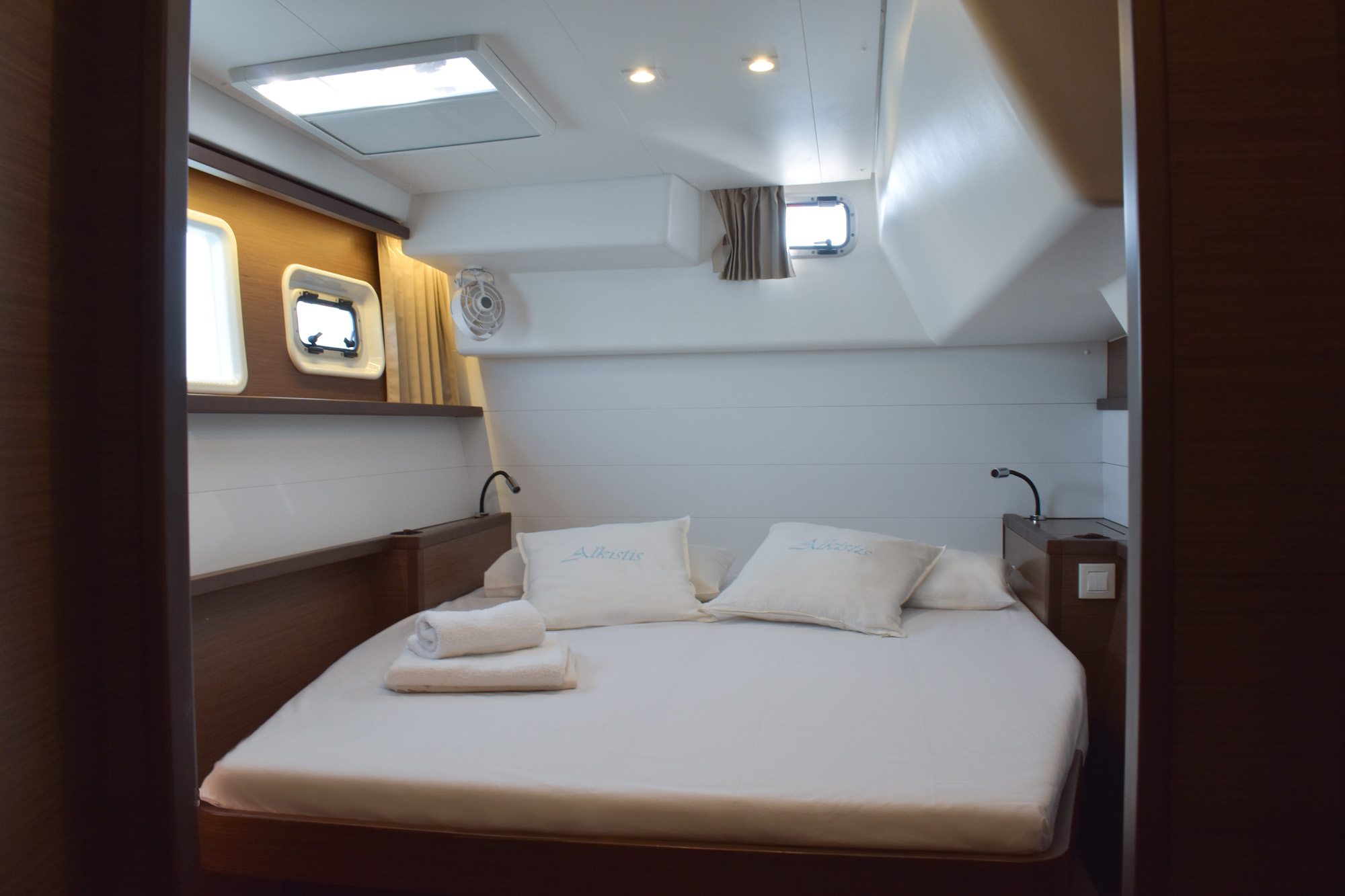 Photo #5 - Lagoon 450 Fly (Genarator, , , Inverter) (ALKISTIS) in Atene - 18391