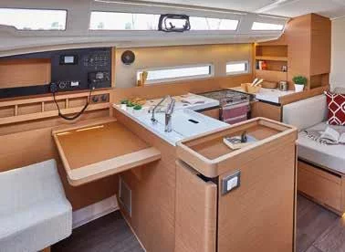 Sun Odyssey 410 (Lyon)  - 16