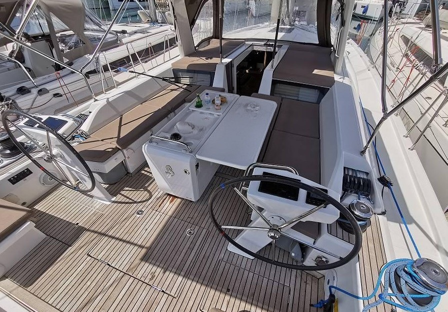 Photo #15 - Oceanis 51.1 Air Condition/ (Amelia) en Atenas - 63999