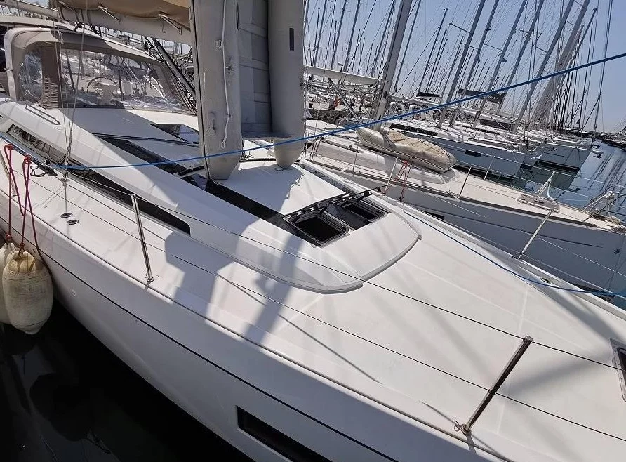 Oceanis 51.1 Air Condition/ (Amelia)  - 21