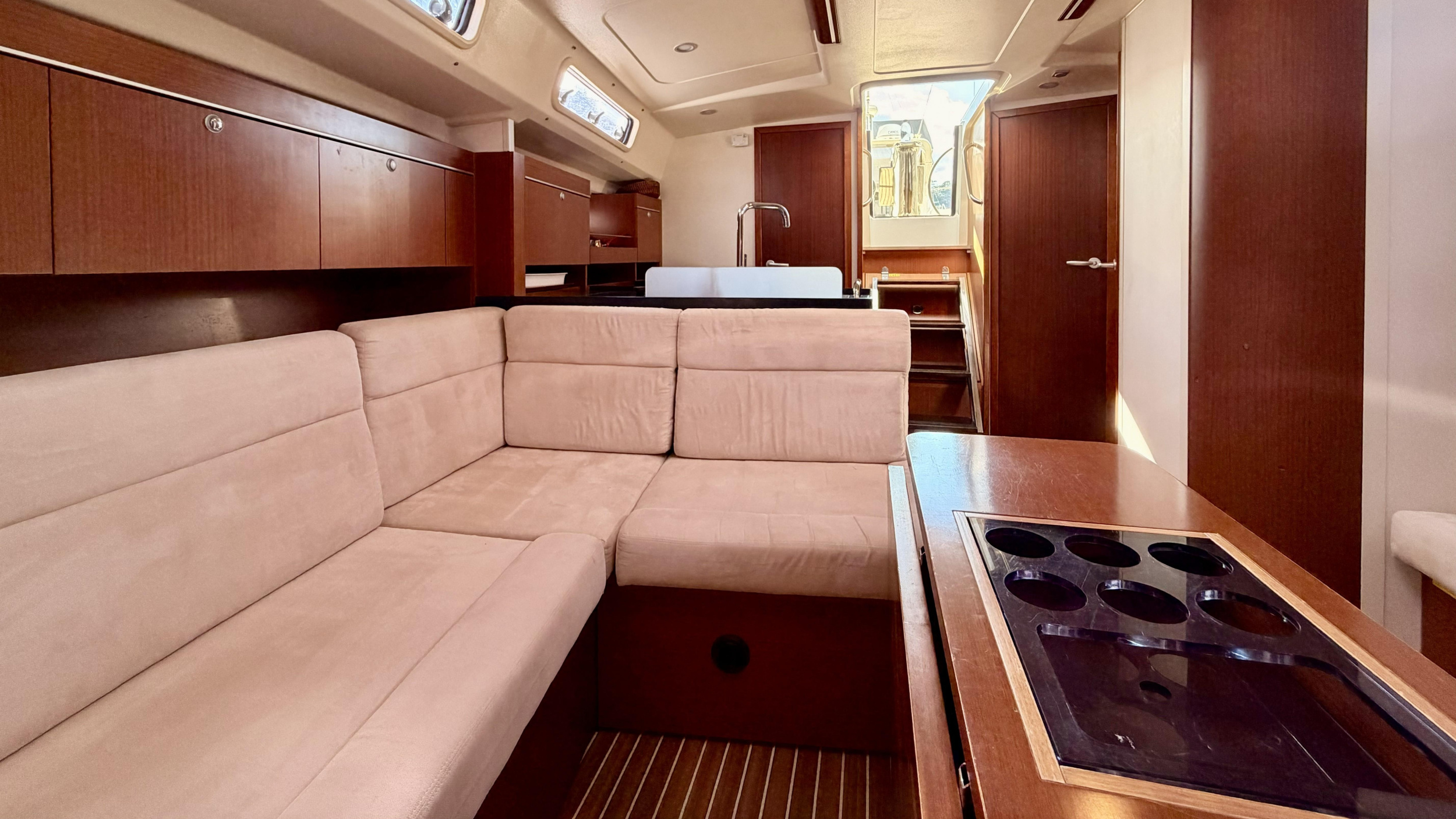 Hanse 415 — photo 2