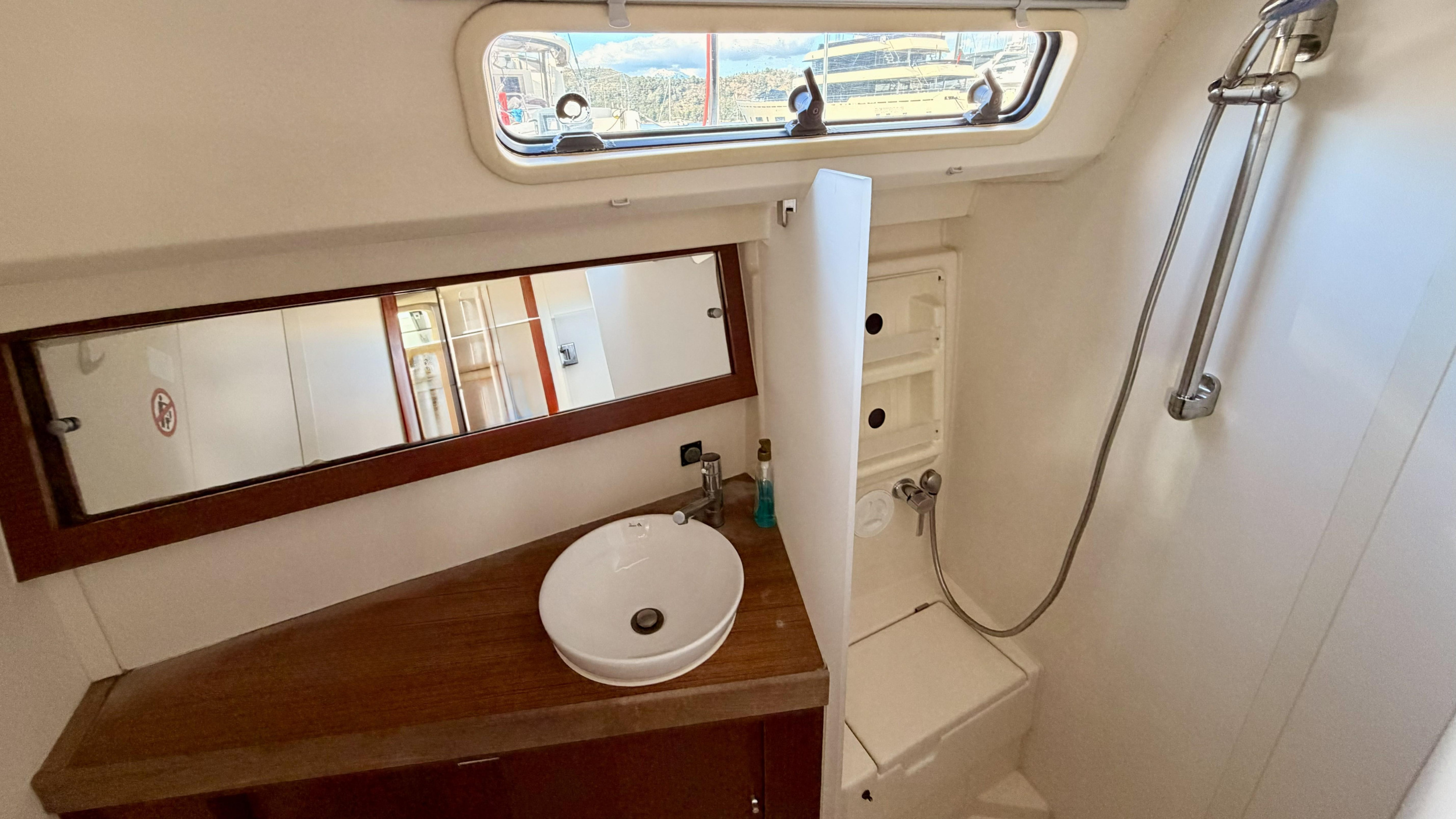 Hanse 415 — photo 1