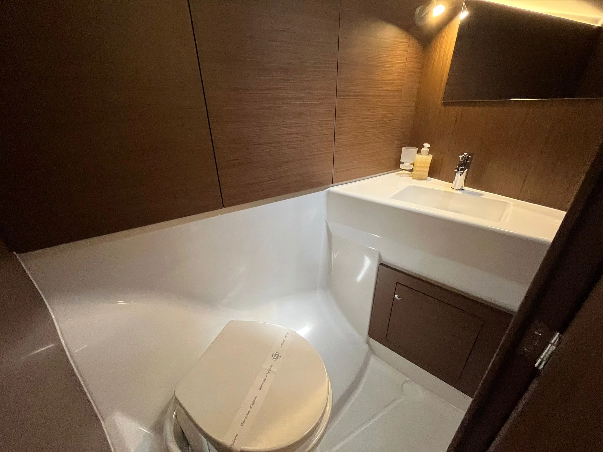 Oceanis 40.1 (BIBI ONE)  - 26