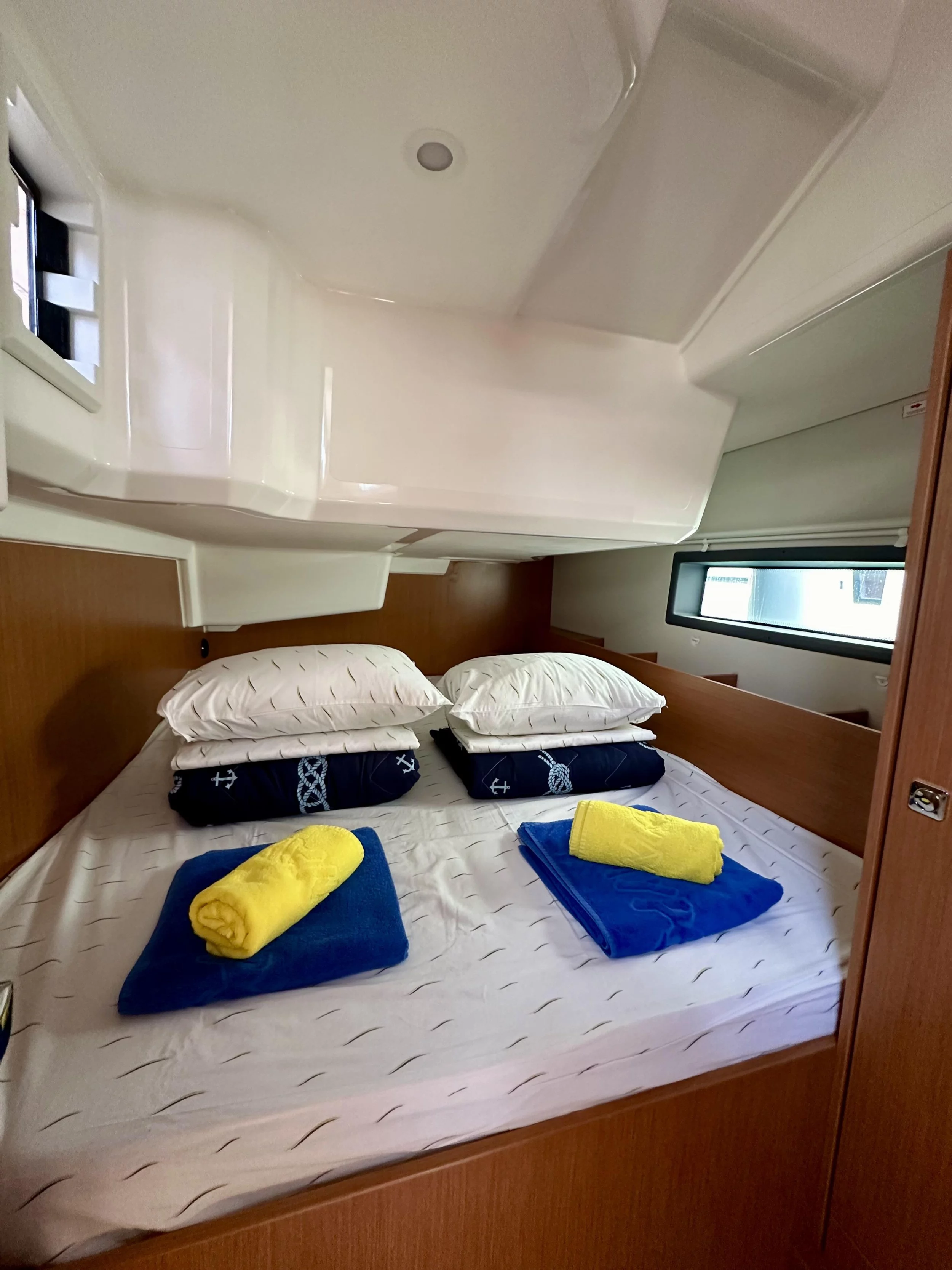 Bavaria C38 (Surf Point)  - 2