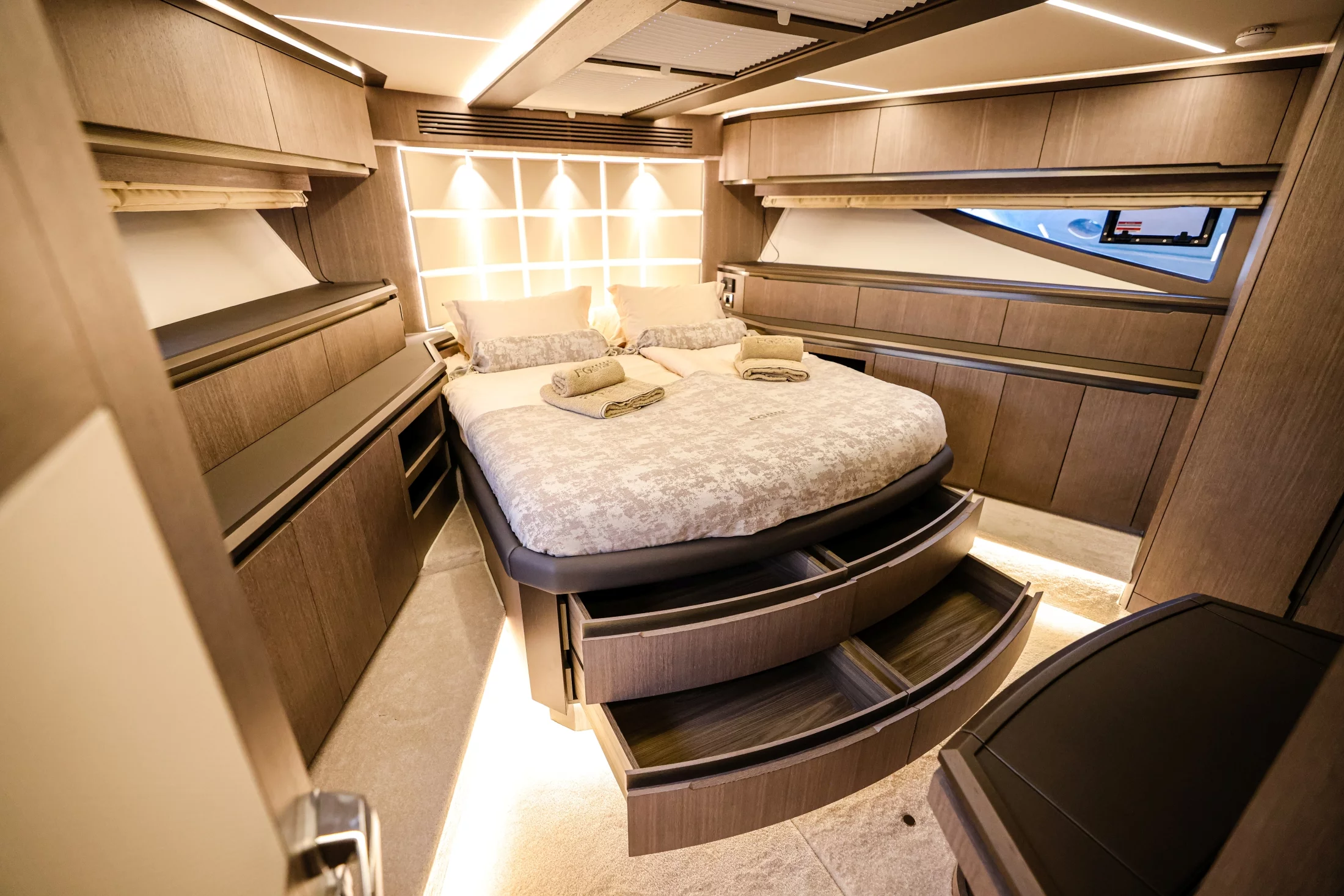 Galeon 640 Fly (FG STAR)  - 17