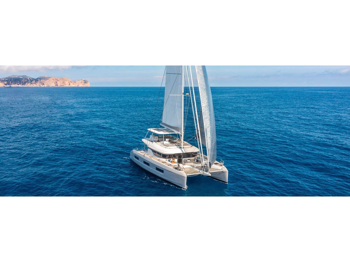 Lagoon 60 — photo 1