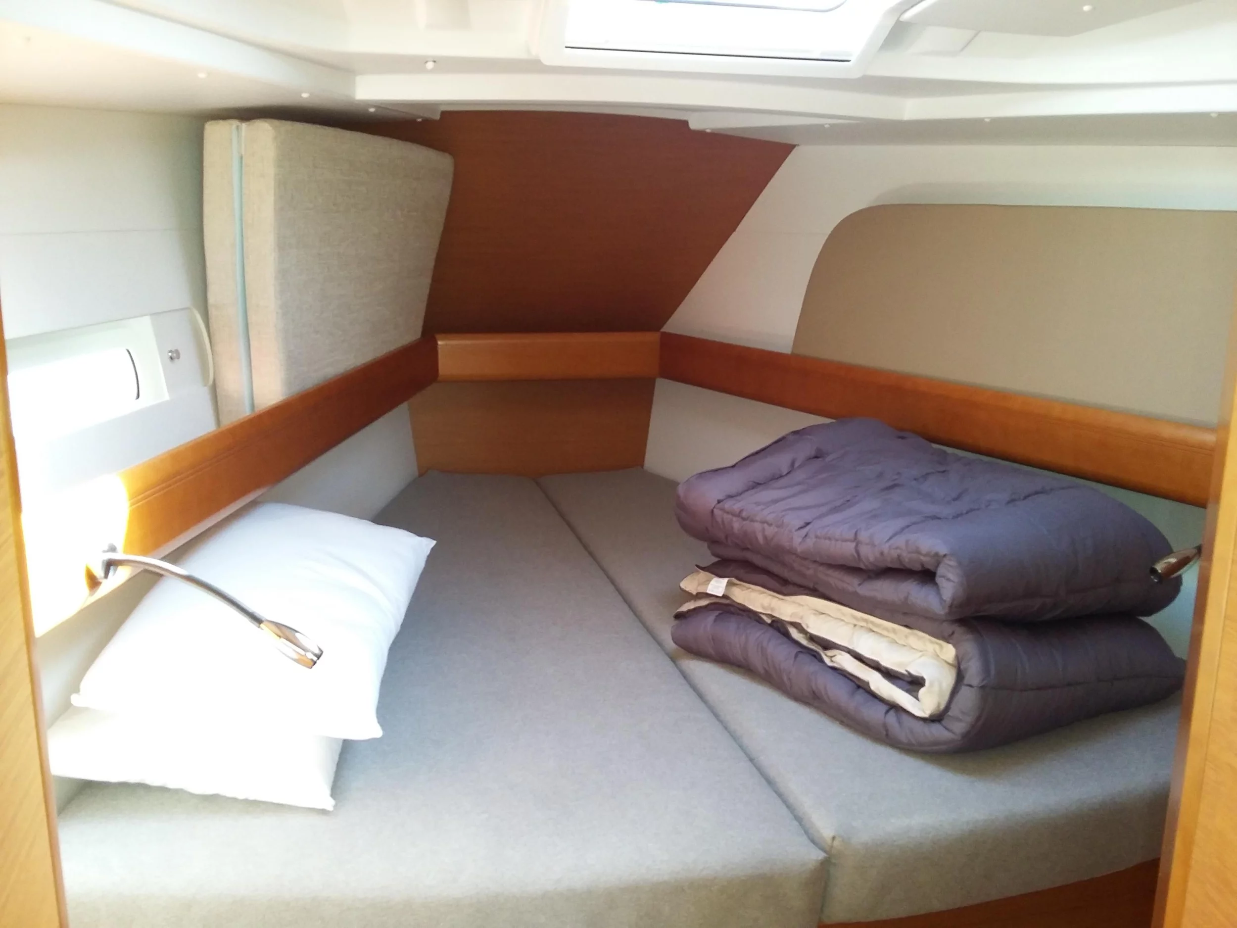 Sun Odyssey 419 (Comanegra)  - 7