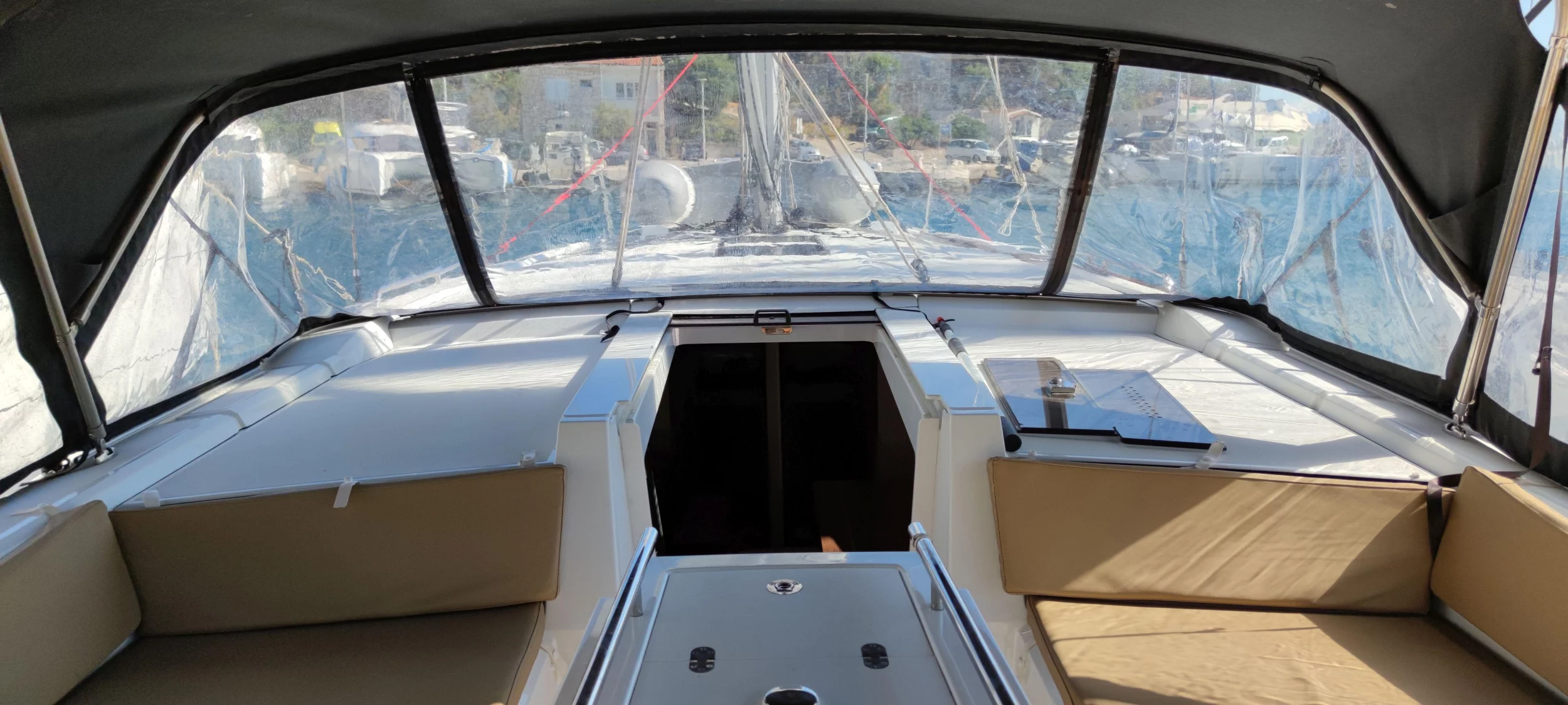 Oceanis 46.1 (Everest)  - 12
