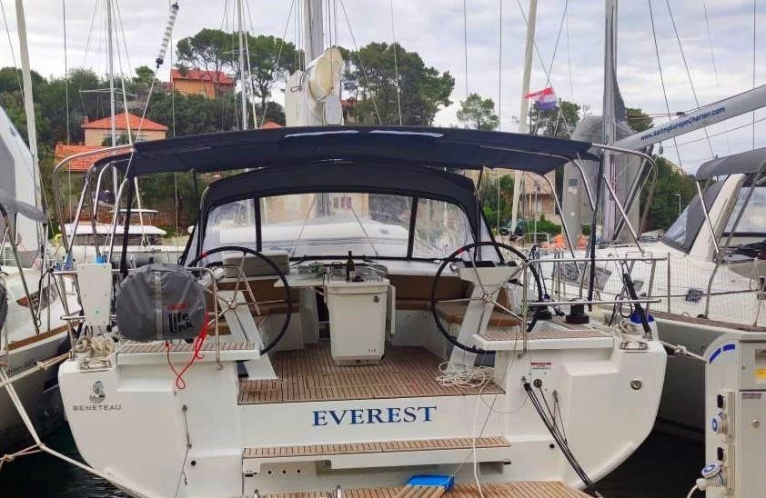 Oceanis 46.1 (Everest)  - 13