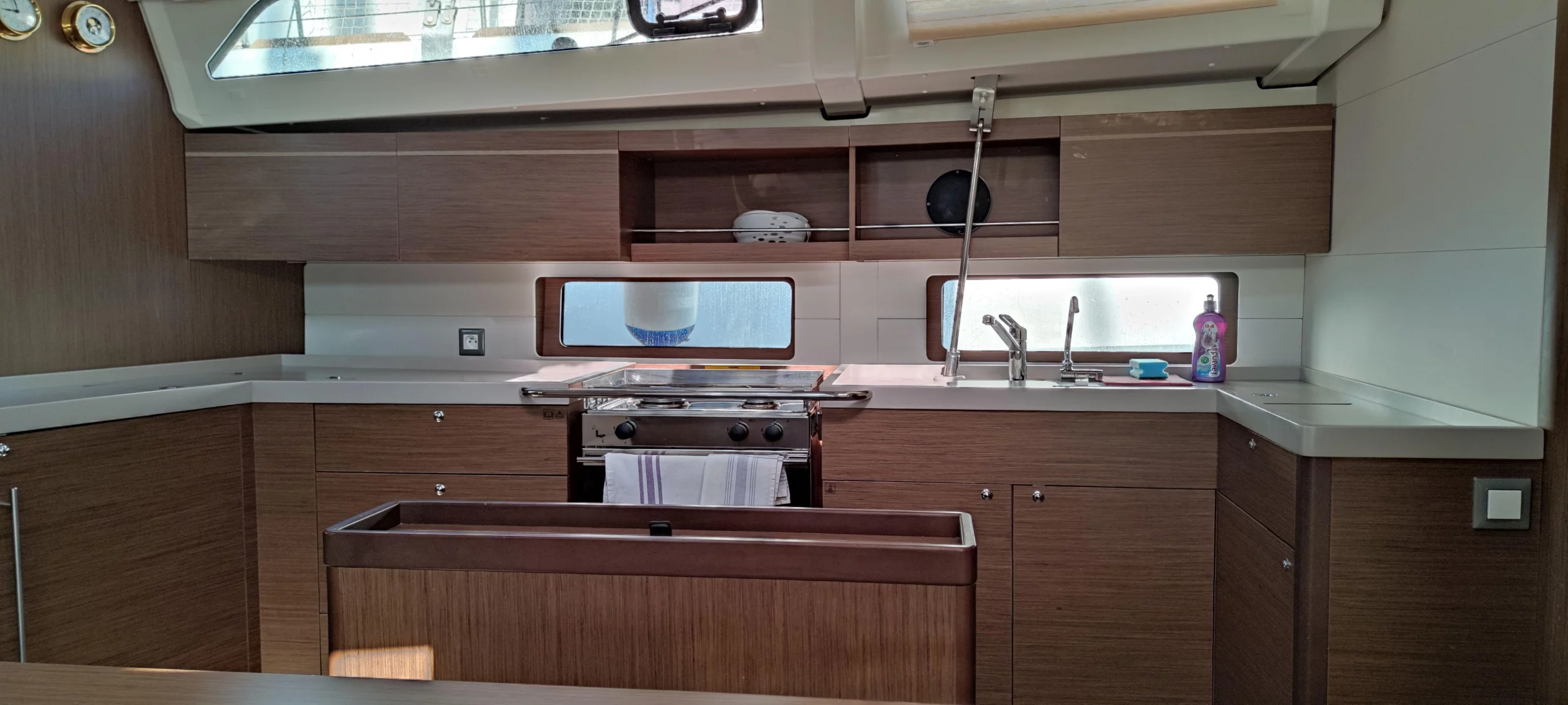 Oceanis 46.1 (Everest)  - 21