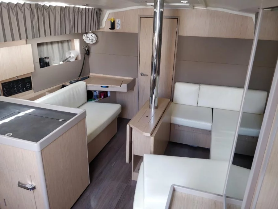 Oceanis 41.1 (Blue Step) Interior image - 6