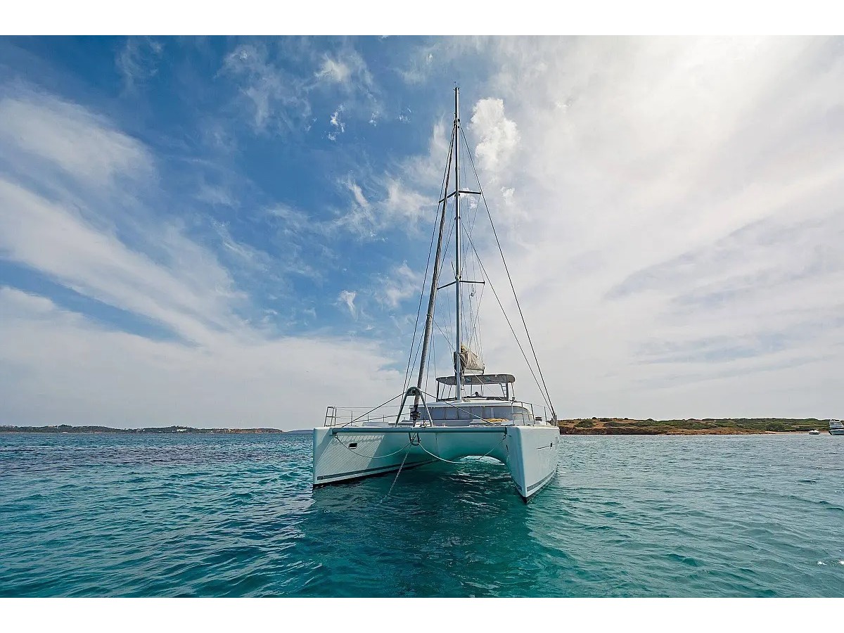 Lagoon 500 (5 cab) — photo 1