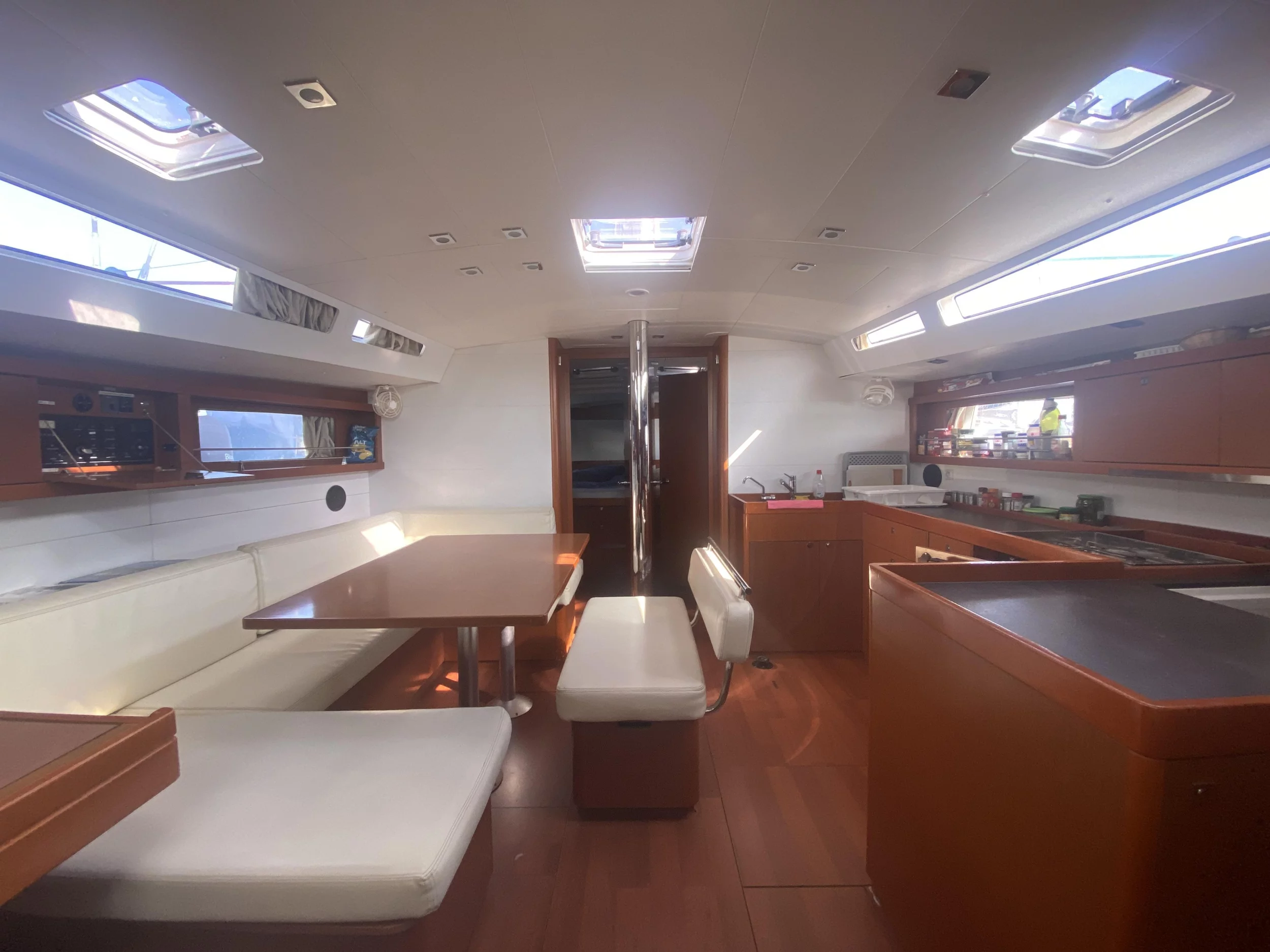 Oceanis 48 (Bandol)  - 4