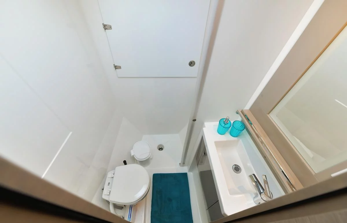 Saona 47 (Eclipsea |, Gen, Water-maker, 12 pax)  - 16