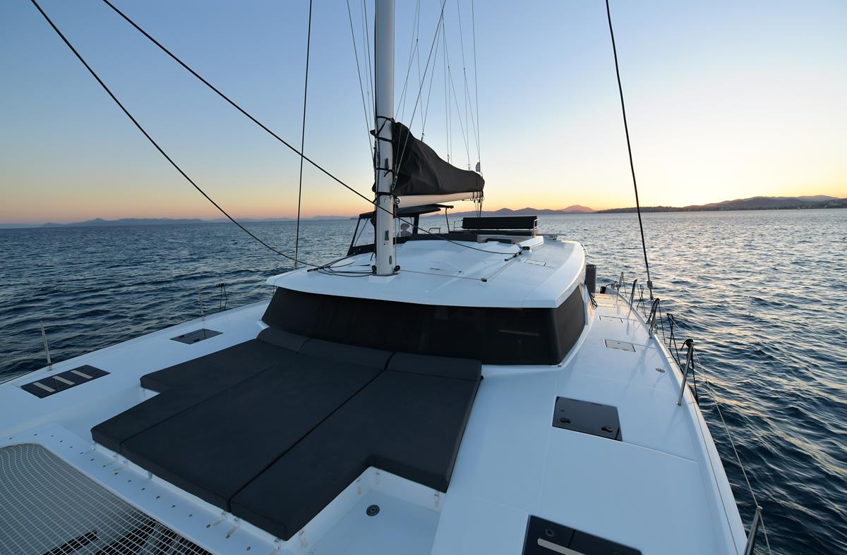 Photo #19 - Saona 47 (Eclipsea |, Gen, Water-maker, 12 pax) in Athen - 18468
