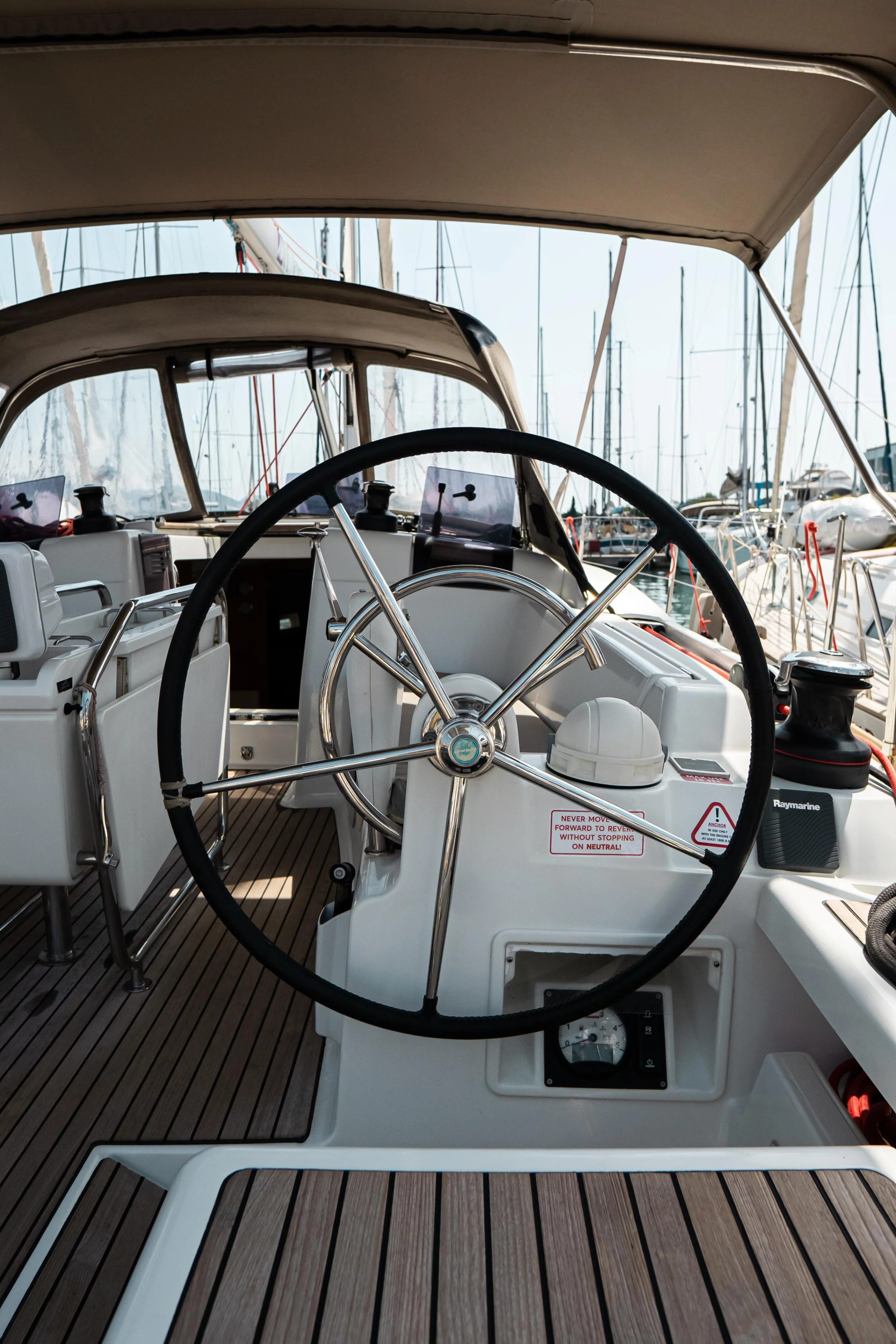 Sun Odyssey 419 (IZZI Boat location in LEFKAS MARINA, D-marin)  - 9