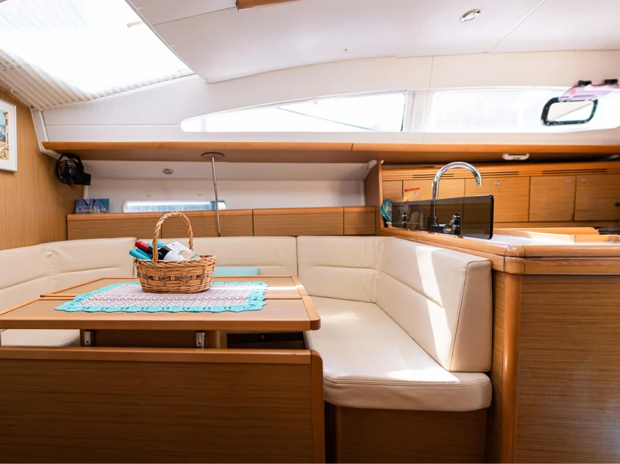 Sun Odyssey 42DS (GAIA 2) Interior image - 16