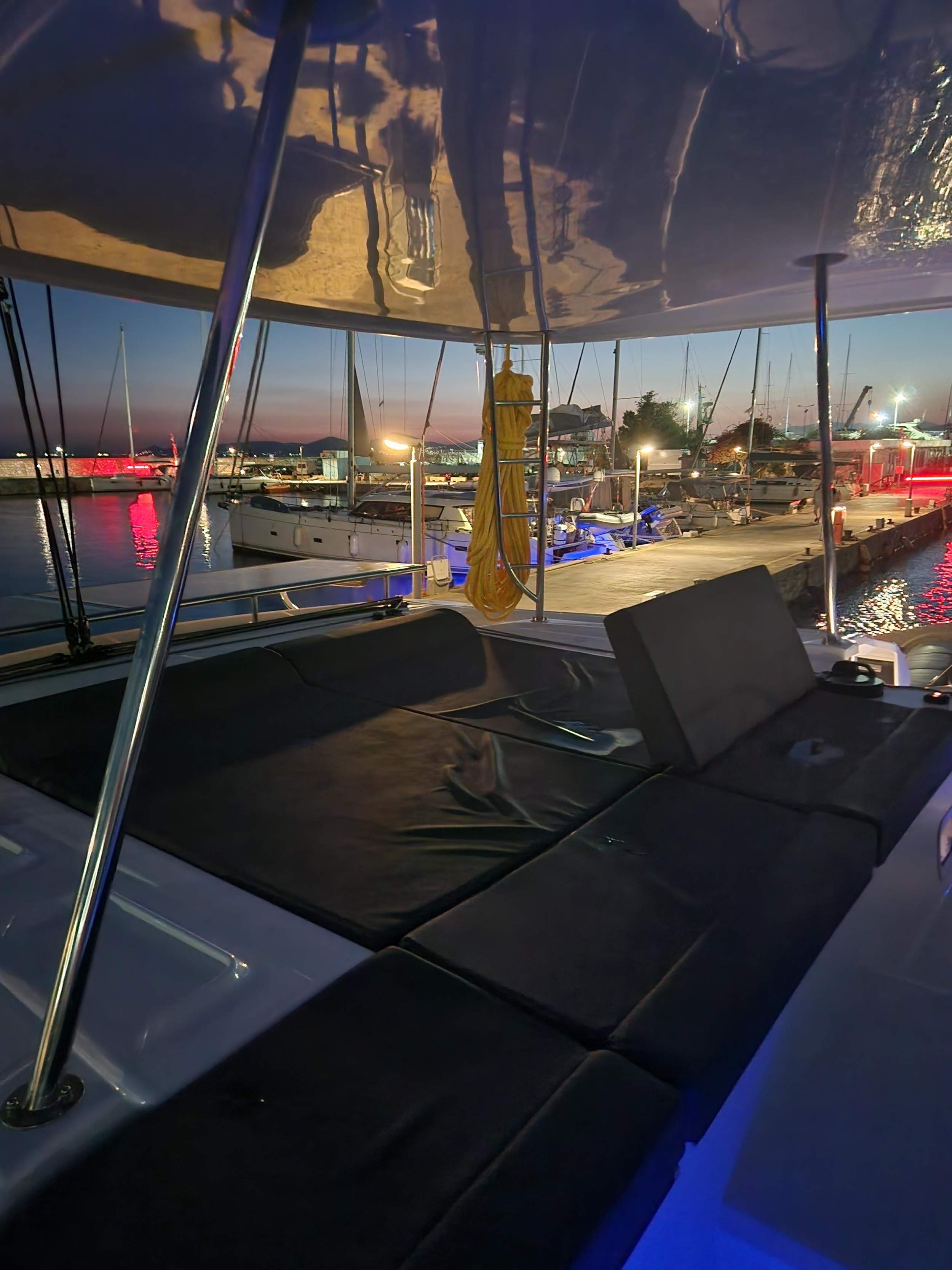 Photo #24 - Lagoon 46 (Perla) in Athen - 22268