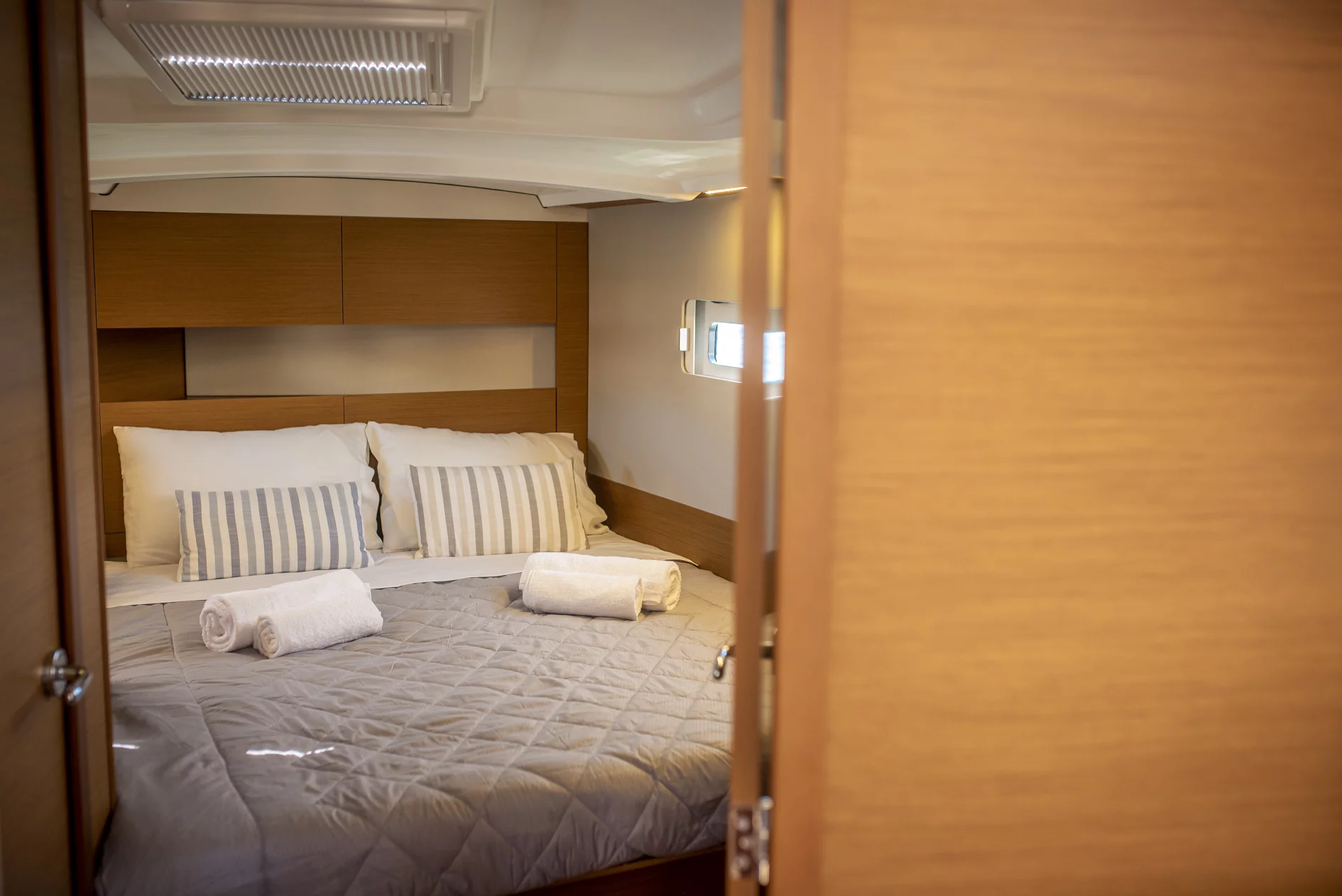 Sun Odyssey 410 (Garfish)  - 17