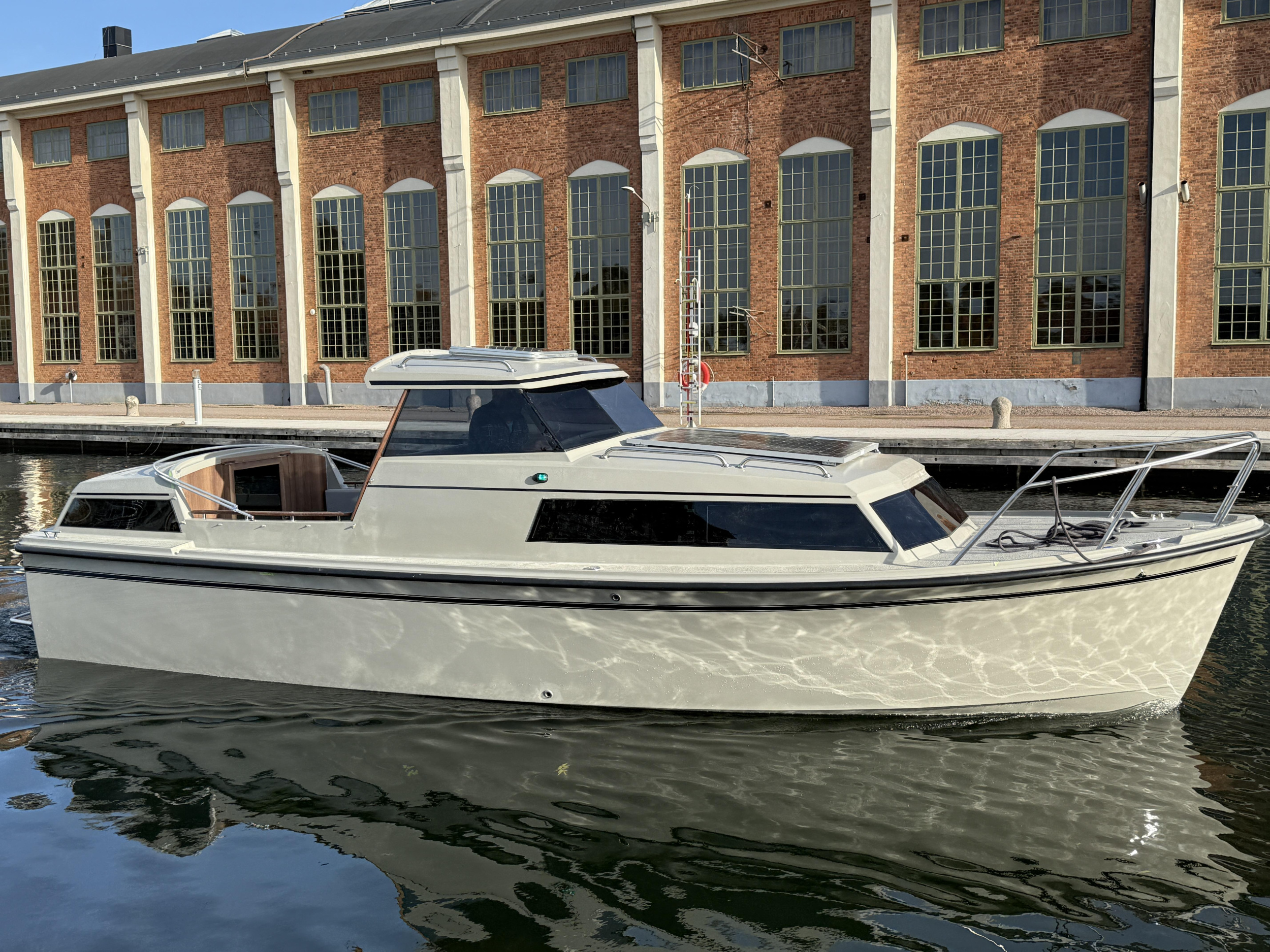 Safir 26 Electric — photo 1