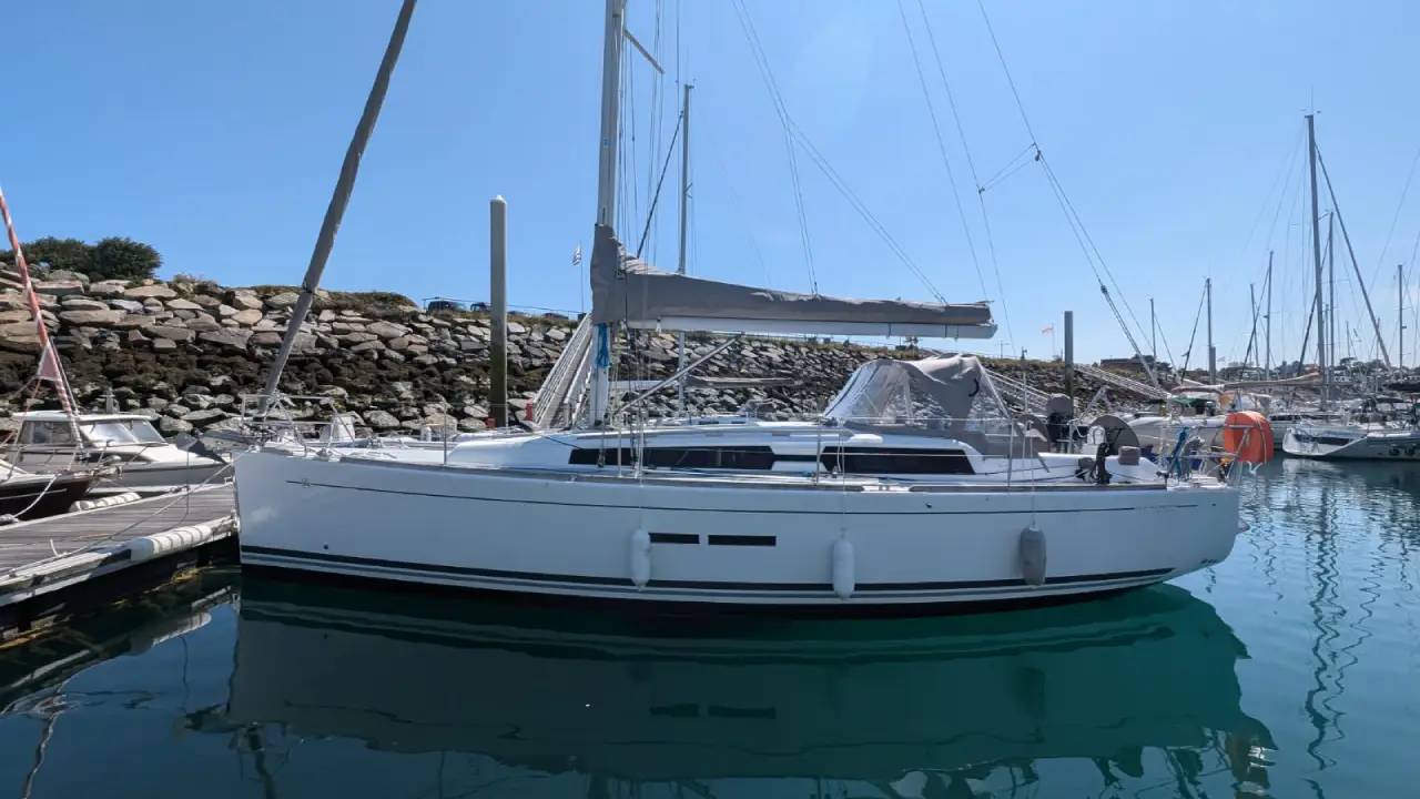 Photo #13 - Dufour 375 Grand Large (Tarann) in Saint-Quay-Portrieux - 62225