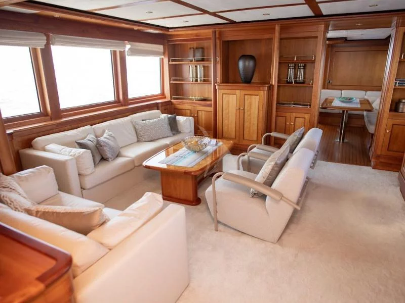 Motoryacht (SEA BREEZE II) Interior image - 31